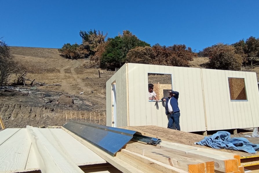 Instalación de casas de emergencia avanza en Punta Lavapié y se proyecta tener 15 terminadas la próxima semana  