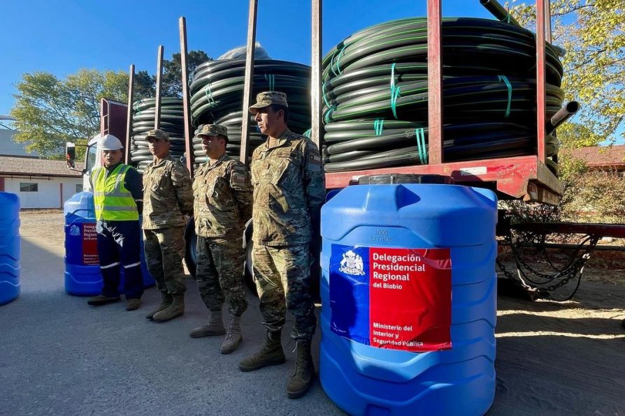 Escuelas afectadas por atentados incendiario reciben módulos para mejorar su infraestructura dañada   