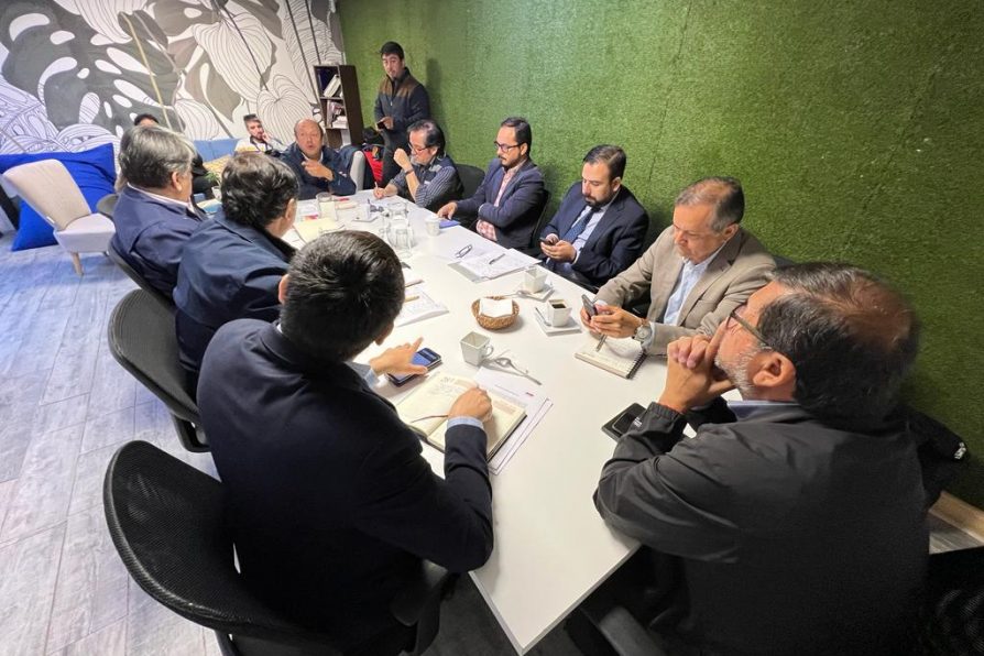 Delegación Presidencial de Arauco se reunió con entidades de fomento productivo para abordar acciones de desarrollo y empleabilidad