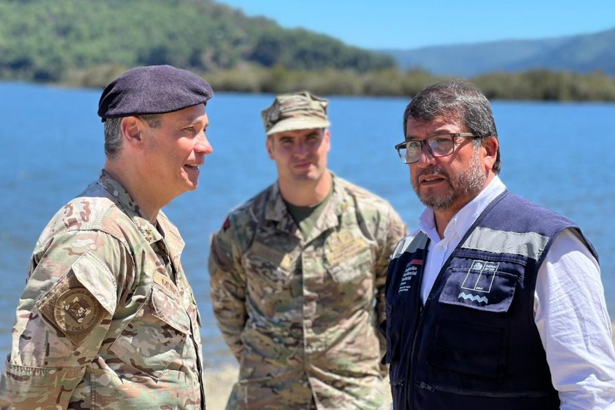 CON GRAN ASISTENCIA DE VECINOS LA ARMADA LANZÓ EN CONTULMO LA TEMPORADA ESTIVAL EN LA REGIÓN DEL BIOBÍO