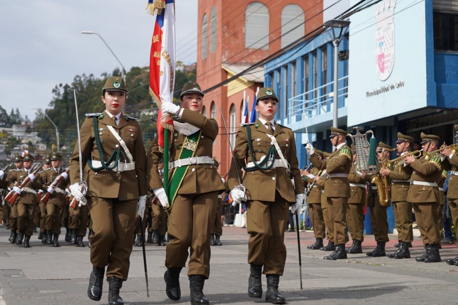 DESFILE PROVINCIAL POR ANIVERSARIO N°99 DE CARABINEROS, REUNE A AUTORIDADES REGIONALES Y PROVINCIALES EN COMUNA DE LEBU