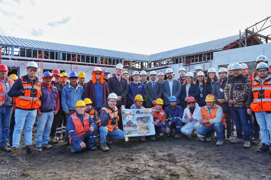AVANZAN OBRAS DEL FUTURO CESFAM DE CARAMPANGUE EN LA PROVINCIA DE ARAUCO